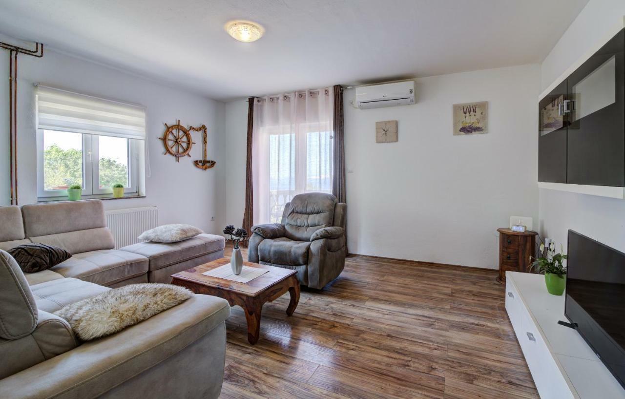 Apartment Senia Senj  Bagian luar foto