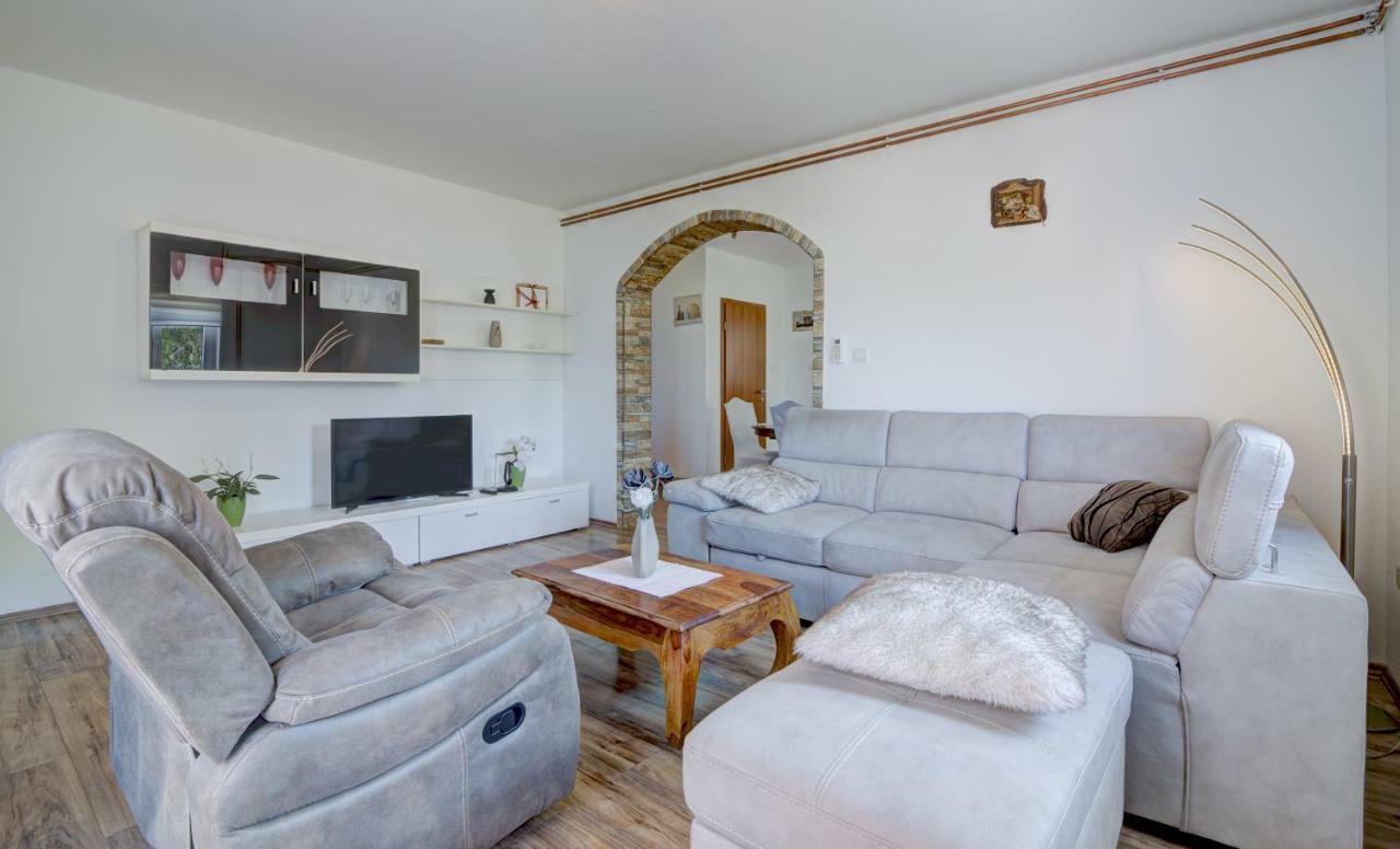 Apartment Senia Senj  Bagian luar foto